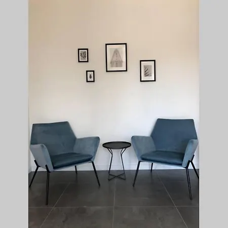 Apartment *central Lakeside Apt*swimming Pool & Free Parking Peschiera del Garda